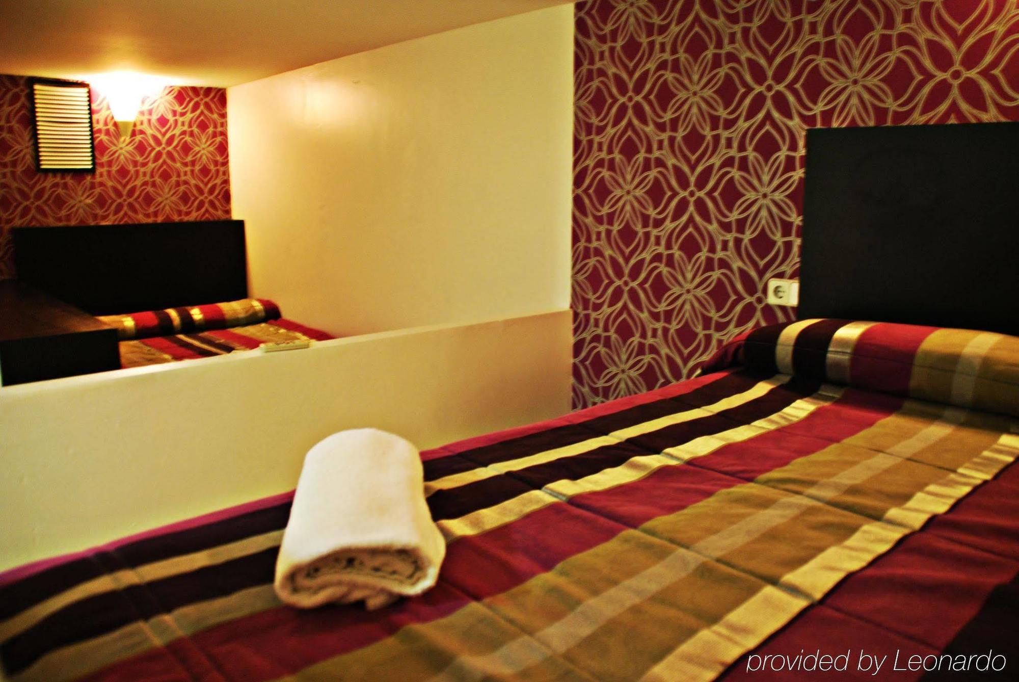 Sun&moon Hostel Barcelona