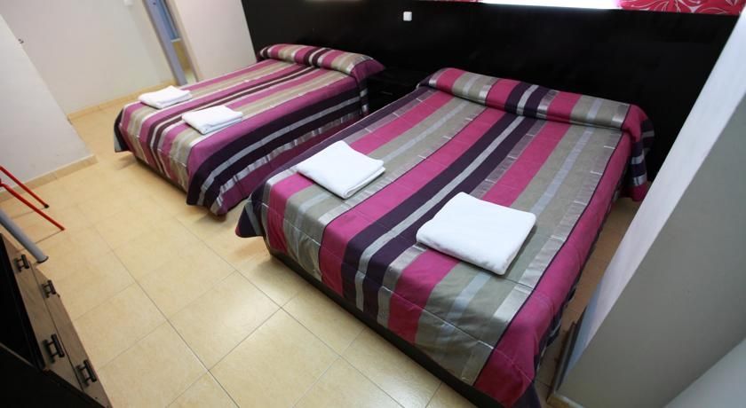Sun & Moon Albergue *
